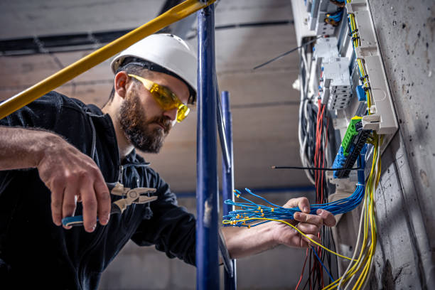 Best Commercial Electrician Services  in Seaford, NY