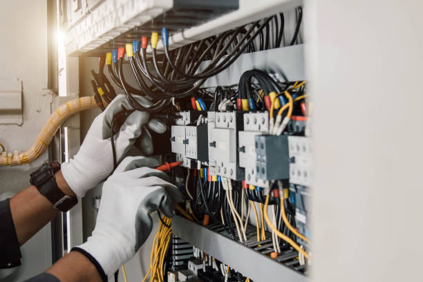 Best Electrical Contractors for Businesses  in Seaford, NY